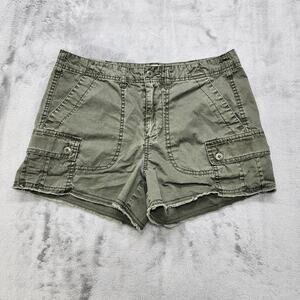 Witty Fox Shorts Womens 7/28 Green Mid Rise Cargo Raw Hem‎ Cut Off Outdoors
